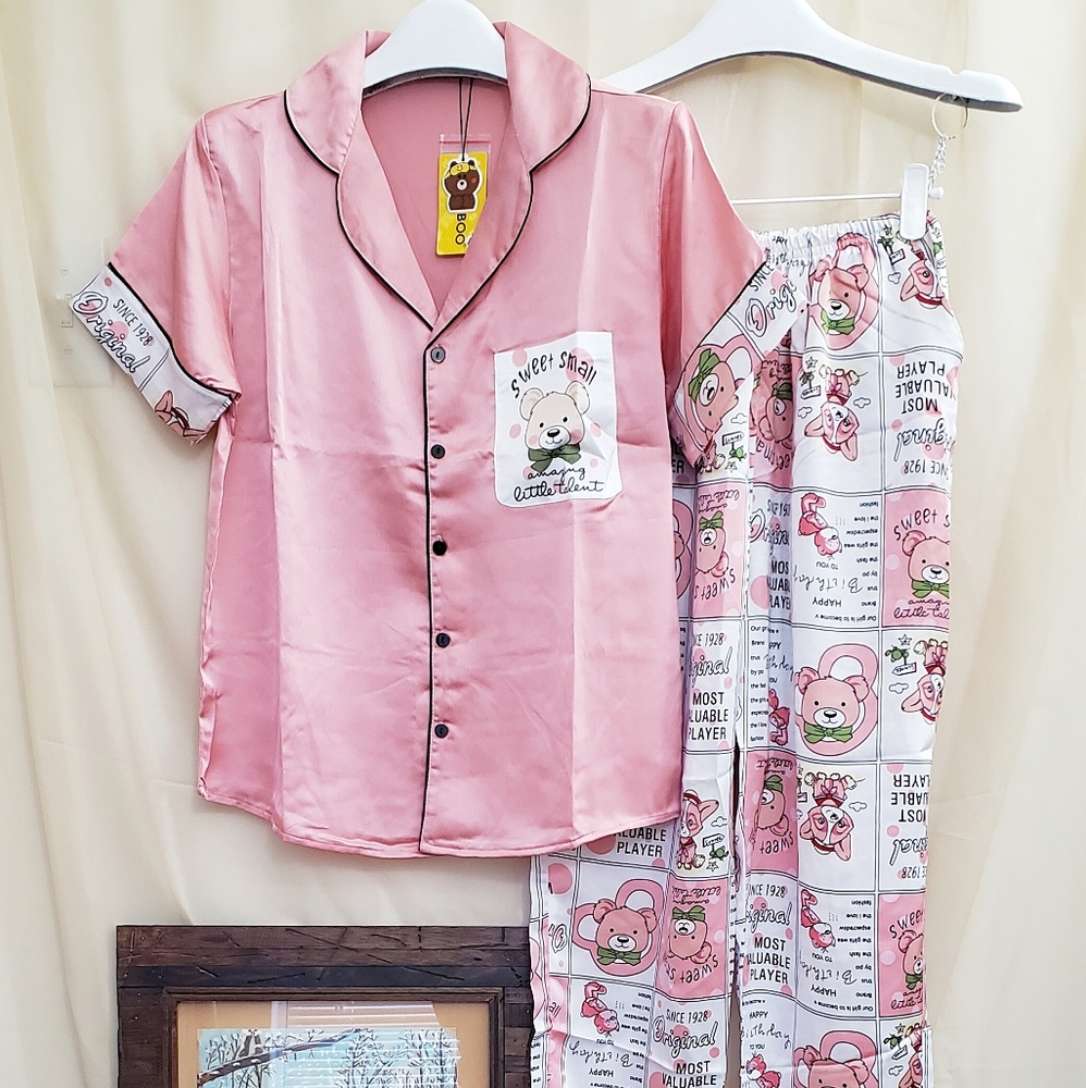 Brand new junior's pajamas set